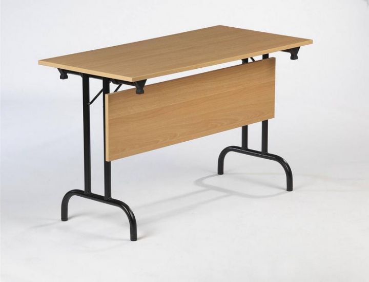 Table avec option voile de fond